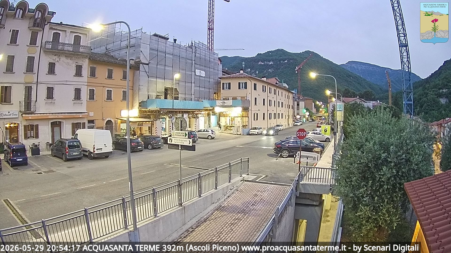 immagine della webcam nei dintorni di Castelluccio Norcia: webcam Acquasanta Terme