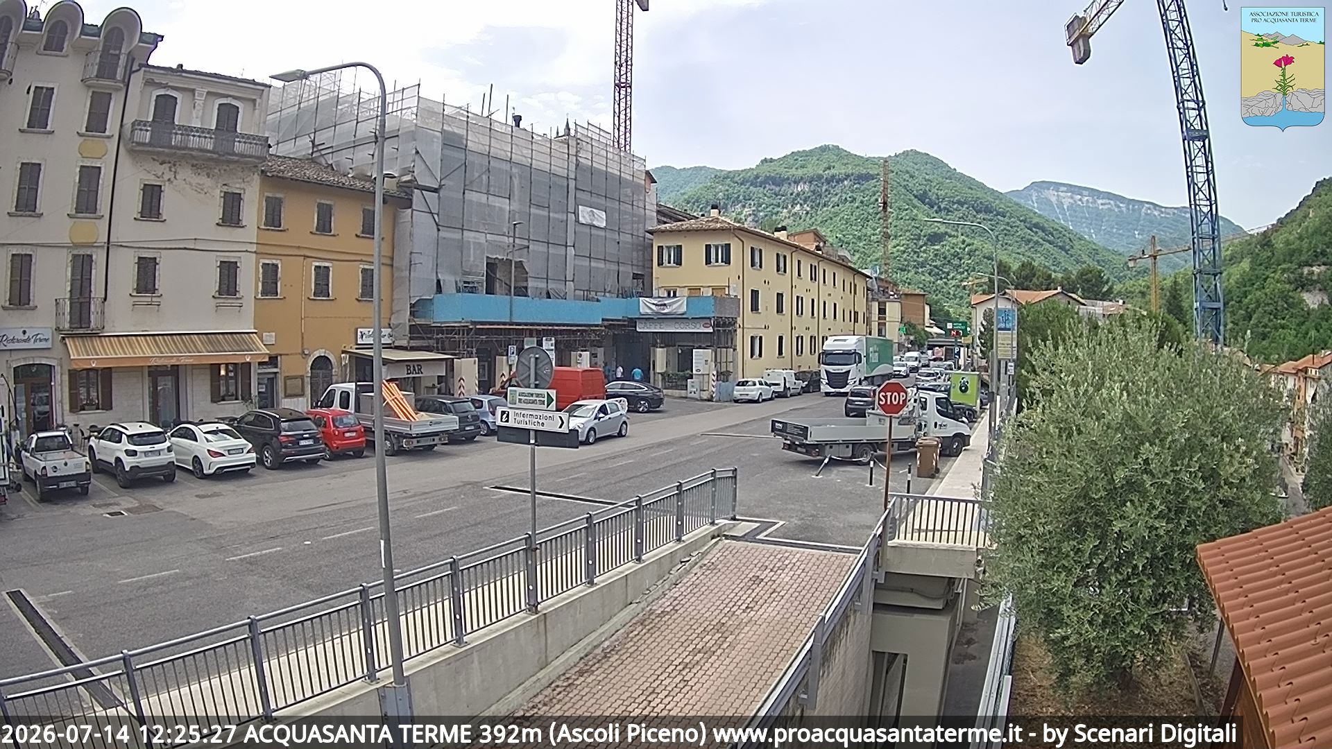 immagine della webcam nei dintorni di Castelluccio Norcia: webcam Acquasanta Terme